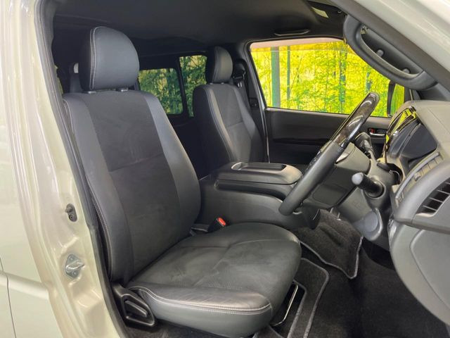 �y�n�[�t���U�[�V�[�g�z�������ƍ���S�n�𗼗������l�C�̃V�[�g���w�ʁE���ʂ̃t�@�u���b�N�f�ނ́A�ʋC���̗ǂ��⊊��ɂ����ɗD��Ă��܂��B�C���╞���ɍ��E���ꂸ���K�ɂ���肢�������܂��B