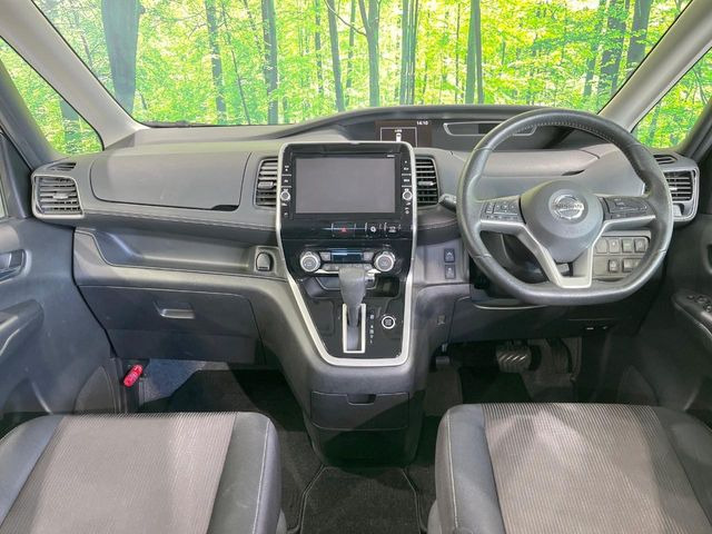 セレナ2.0 ハイウェイスター Vセレクション