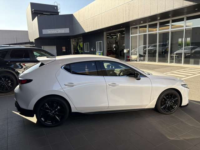 MAZDA3ファストバック1.8 XD レトロスポーツエディション