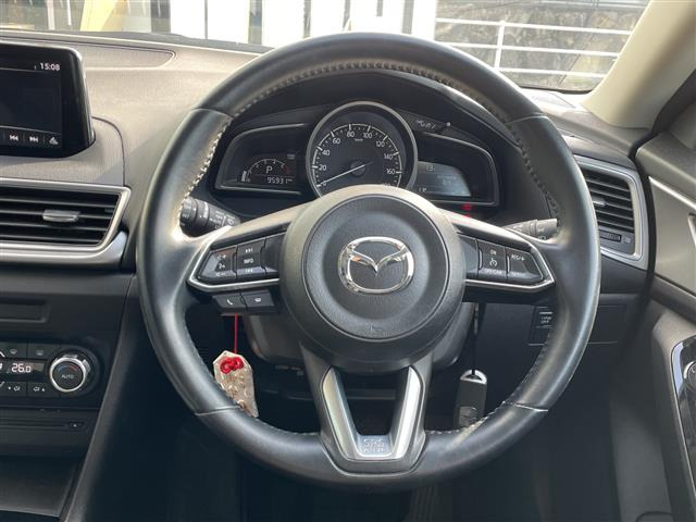 アクセラスポーツ1.5 15XD