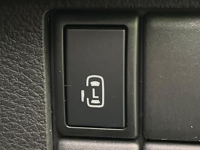 �y�p���[�X���C�h�h�A�z�X�}�[�g�L�[��^�]�Ȃ̃X�C�b�`�ŃX���C�h�h�A�̊J���\���d��������͂����ăh�A���J����K�v�������A���������q�l�ł��A�d���ו��������Ă��鎞�����N�ɊJ���߂ł��܂���