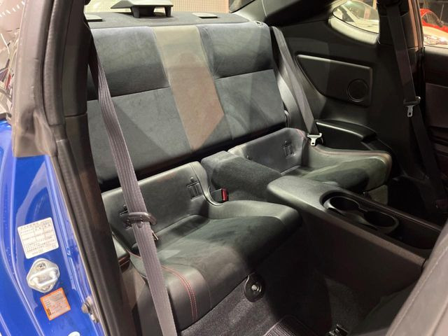 �㕔���Ȃ��C�ɂȂ�悤�ȃL�Y�E�����ւ��蓙�A�傫�ȃ_���[�W�͂Ȃ��A�ǍD�ȏ�Ԃł��B