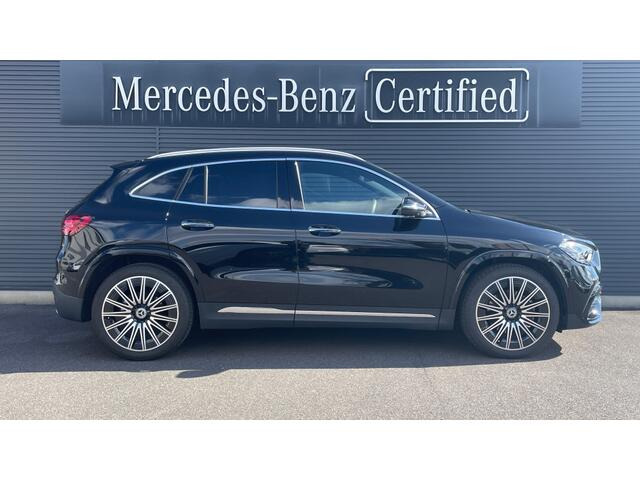 GLAクラスGLA200d 4マチック AMGラインパッケージ 4WD