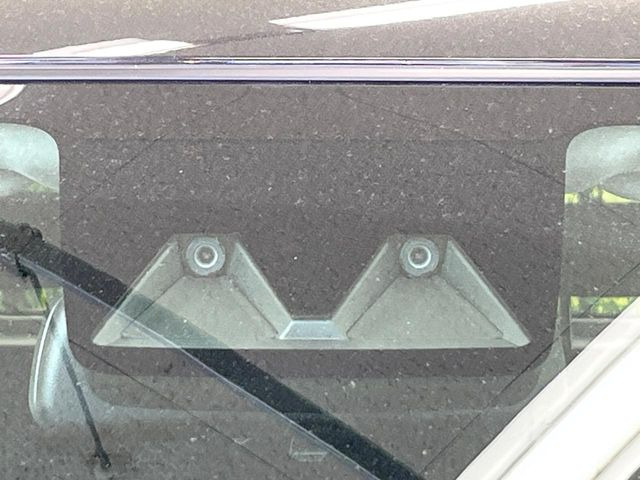 �y�X�}�[�g�A�V�X�g�z���s���ɑO���̎ԗ�����F�����A�Փ˂������Ȏ��͌x��ƃu���[�L�ŏՓˉ���Ɣ�Q�y�����A�V�X�g�B�����S�Ƀh���C�u�����y���݂��������܂��B