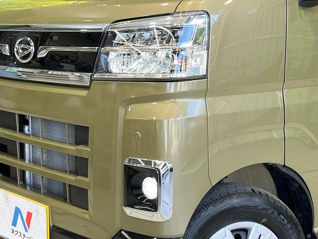 �yLED�w�b�h���C�g�z���V����ԑ��s�����ǍD�Ȏ��E���m�ۂ����S���ĉ^�]�ł��鍂�P�xLED�w�b�h���C�g�𑕔�!�_�����x�������A����d�͂��}�����Ă��܂��B