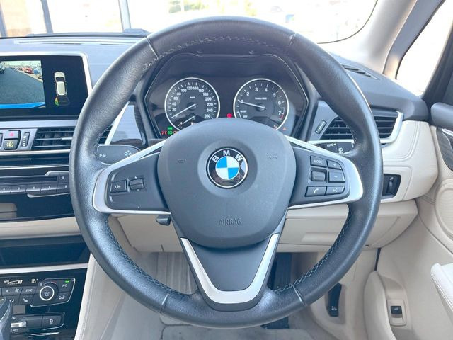 ���n���h�����̃X�������Ȃ��A���ꂢ�ȏ�Ԃ��ێ����Ă���܂��B�e�X�C�b�`���̓�����m�F�ς݂ł��B