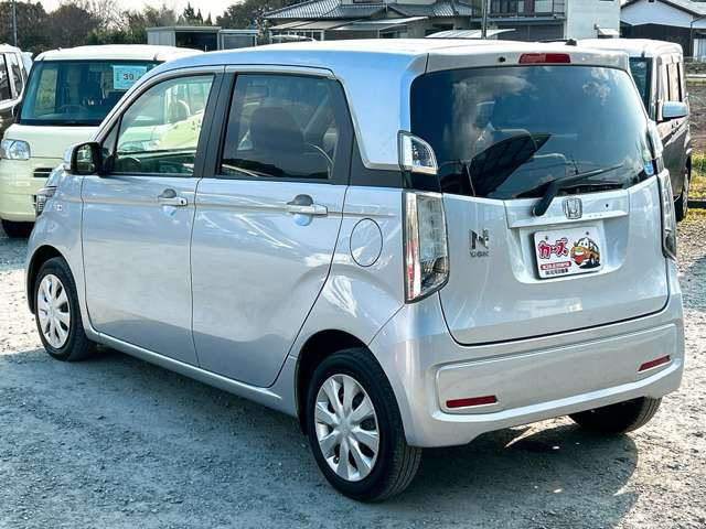 ���X�ł͌y�����Ԃ��畁�ʎԂ܂ŕ��L���I�[�����[�J�[�̎Ԏ�E�F�E�O���[�h��L�x�ɑ����Ă���܂��B