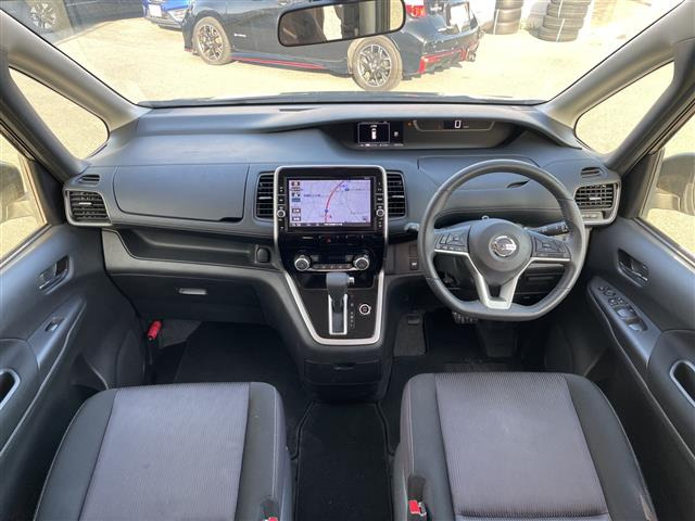 セレナ2.0 ハイウェイスター Vセレクション