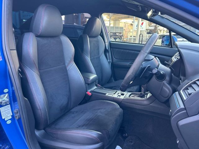 �y�n�[�t���U�[�V�[�g�z�������ƍ���S�n�𗼗������l�C�̃V�[�g���w�ʁE���ʂ̃t�@�u���b�N�f�ނ́A�ʋC���̗ǂ��⊊��ɂ����ɗD��Ă��܂��B�C���╞���ɍ��E���ꂸ���K�ɂ���肢�������܂��B