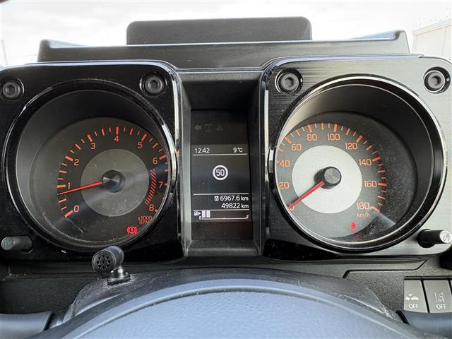 ジムニーシエラ1.5 JC 4WD