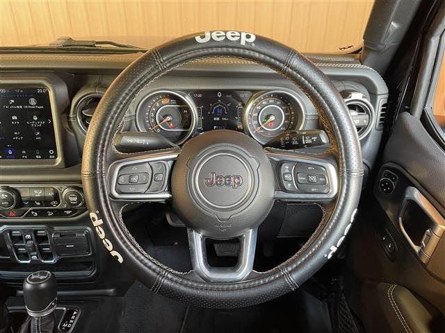 ラングラーアンリミテッド サハラ 4WD