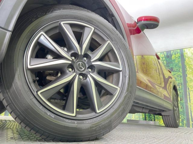 �y����19�C���`�A���~�z�C�[���z�O�ςɃ}�b�`���������A���~�z�C�[���𑕒����Ă���܂��B�e��ЊO�A���~�z�C�[����A�X�^�b�h���X�^�C�����戵�����Ă���܂��B���񂲑��k����������