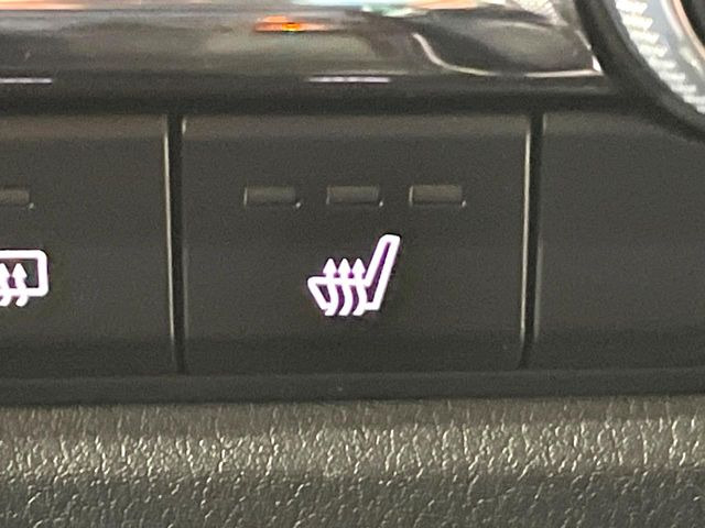 �y�V�[�g�q�[�^�[�z�������ɏd�󂷂�V�[�g�q�[�^�[!�G�A�R����葁�����܂��Ă����̂Ŋ�����̐l�����S�ł��ˁ�G�A�R���̉����͊������邩����A�Ƃ������ɂ����������߂ł��B