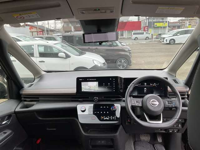 セレナ2.0 ハイウェイスターV 4WD