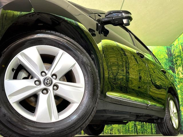 �y����17�C���`�A���~�z�C�[���z�O�ςɃ}�b�`���������A���~�z�C�[���𑕒����Ă���܂��B�e��ЊO�A���~�z�C�[����A�X�^�b�h���X�^�C�����戵�����Ă���܂��B���񂲑��k����������