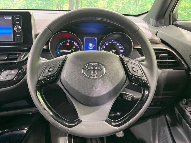 �y�����v�����X�e�A�����O�z�㎿�Ȋv���g�p���邱�ƂŁA��ɂ����������݂ƂĂ��^�]���₷���n���h���ł���