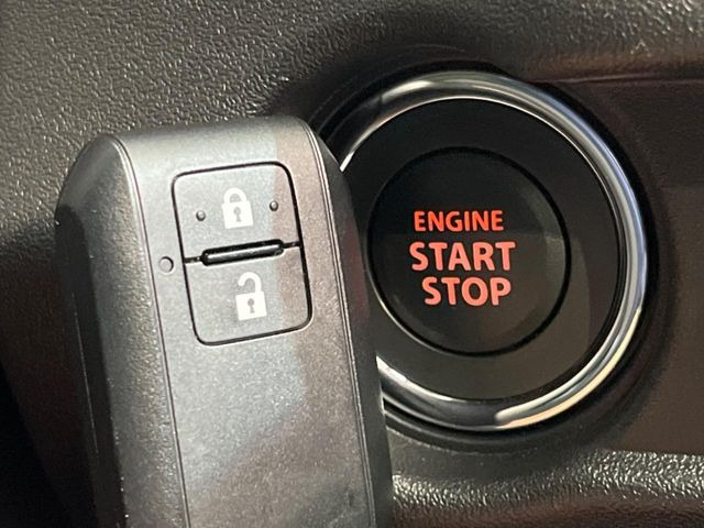 �y�L�[���X�X�^�[�g�V�X�e���z�J�o����|�P�b�g�ɓ��ꂽ�܂܂ł��h�A�̎{���E�������\�ȃX�}�[�g�L�[�𑕔��B�G���W���̃I���E�I�t�����J�M�����o���K�v����������Ƃ��Ă��֗��ł���