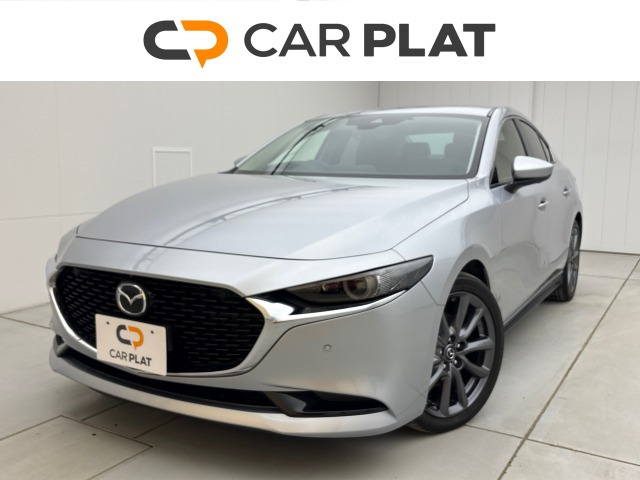 MAZDA3セダン