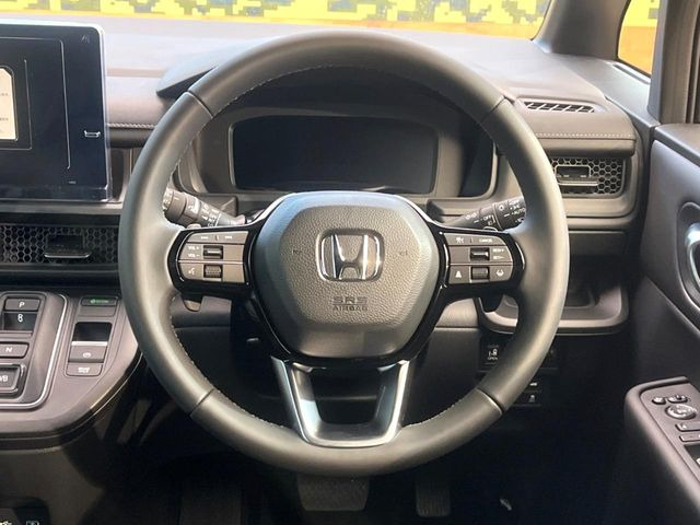 �y�����v�����X�e�A�����O�z�㎿�Ȋv���g�p���邱�ƂŁA��ɂ����������݂ƂĂ��^�]���₷���n���h���ł���