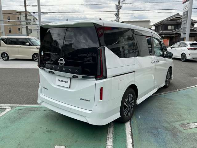 セレナ1.4 e-POWER ルキシオン