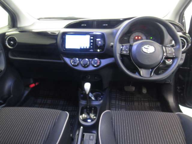 ヴィッツ1.0 ジュエラ