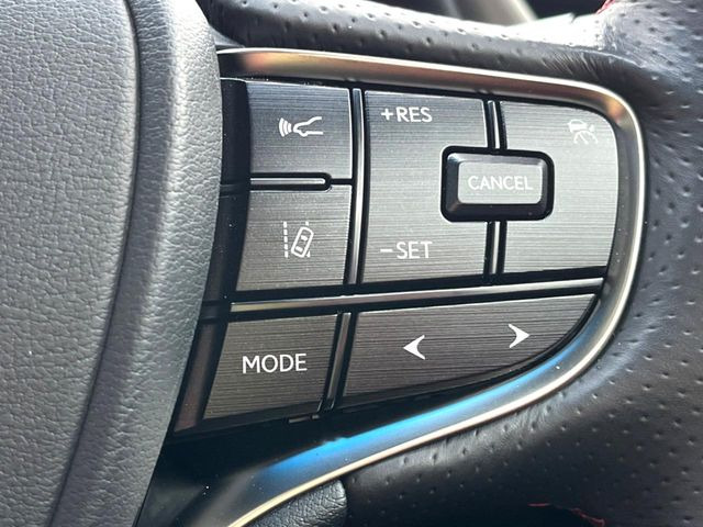 �y�v���N���b�V���Z�[�t�e�B�z�O���̎ԗ��������m���A�Փ˂������Ȏ��͌x��Œ��ӂ𑣂��A�u���[�L�𓥂ޗ͂��T�|�[�g�B�u���[�L�𓥂߂Ȃ������ꍇ�͏Փ˔�Q�y���u���[�L���쓮�A�Փˉ�����T�|�[�g���܂��B