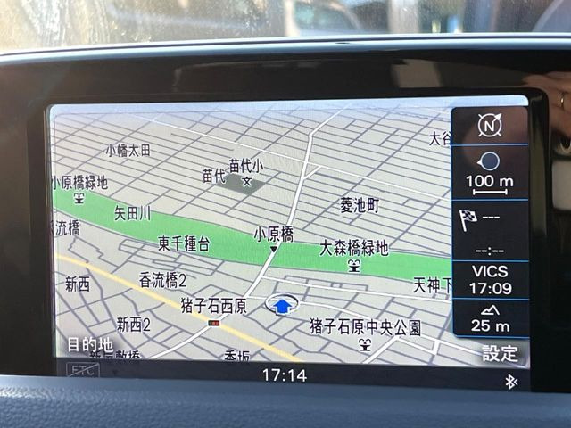 �������i�r:��̊��̂���i�r�́A����������ԓ������o���Ă���܂��B�I�[�f�B�I�@�\���[�����Ă���܂��̂ŁA�^�]�����y���߂܂���