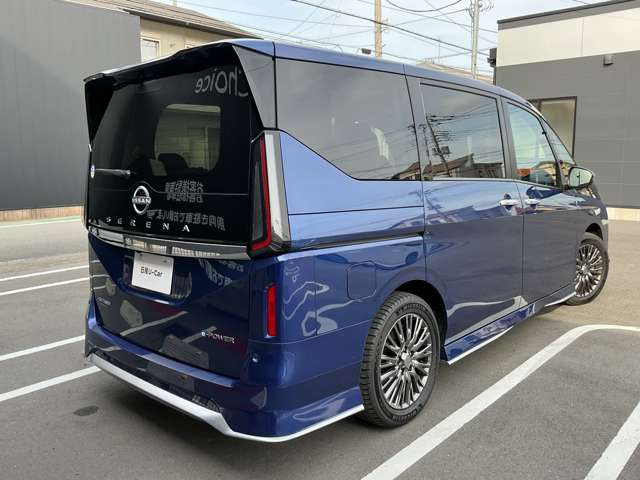 セレナ1.4 e-POWER AUTECH