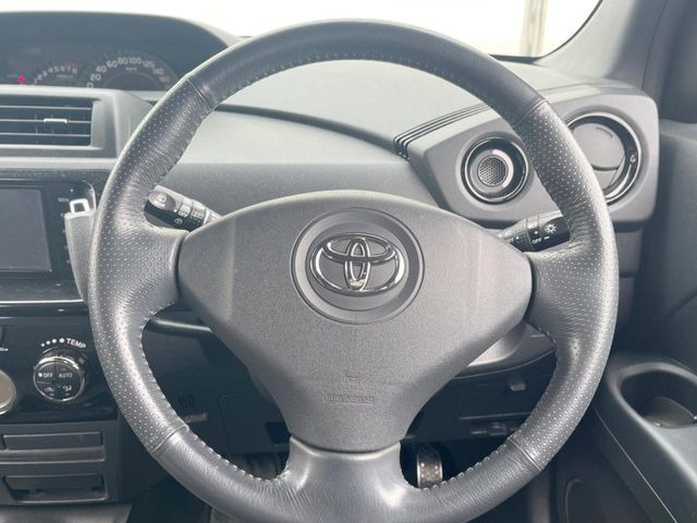 �y�����v�����X�e�A�����O�z�㎿�Ȋv���g�p���邱�ƂŁA��ɂ����������݂ƂĂ��^�]���₷���n���h���ł���