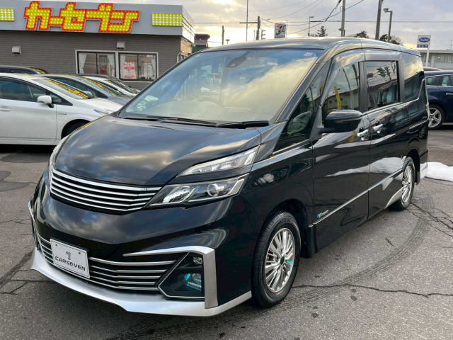 セレナ（日産）2.0 ライダー プロパイロットエディション 4WD 中古車画像