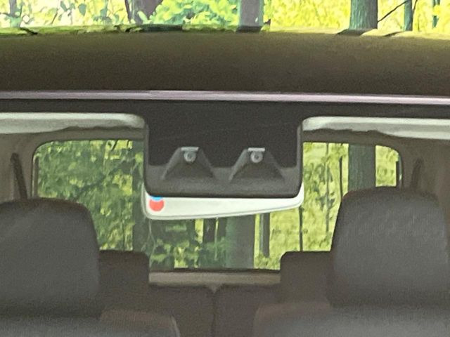 �y�X�}�[�g�A�V�X�g�z���s���ɑO���̎ԗ�����F�����A�Փ˂������Ȏ��͌x��ƃu���[�L�ŏՓˉ���Ɣ�Q�y�����A�V�X�g�B�����S�Ƀh���C�u�����y���݂��������܂��B