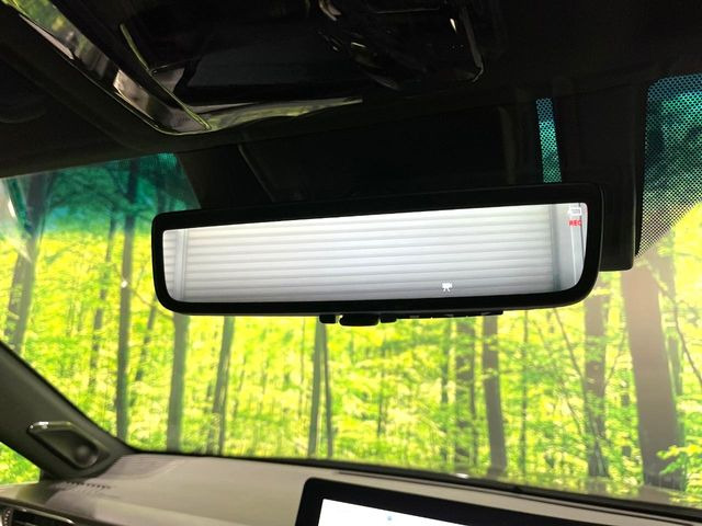 �y�f�W�^���C���i�[�~���[�z��Ȃ̑傫�ȉו��⓯��҂Ō�����m�F���Â炢���ł����S!�J�������B�e�����ԗ�����̉f�������[���~���[���ɕ\���B�N���A�Ȏ��E�ŏ󋵂̊m�F���\�ł�!