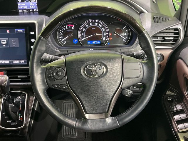 �y�����v�����X�e�A�����O�z�㎿�Ȋv���g�p���邱�ƂŁA��ɂ����������݂ƂĂ��^�]���₷���n���h���ł���