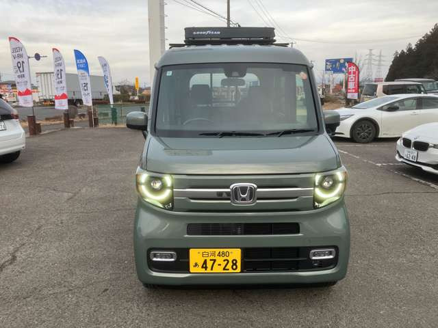 N-VANファン ターボ 4WD