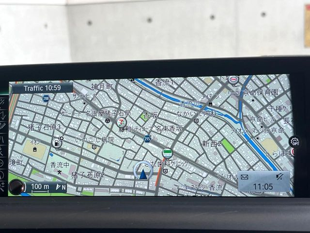 �������i�r:��̊��̂���i�r�́A����������ԓ������o���Ă���܂��BBluetooth�Đ��ȂǃI�[�f�B�I�@�\���[�����Ă���܂��̂ŁA�^�]�����y���߂܂���