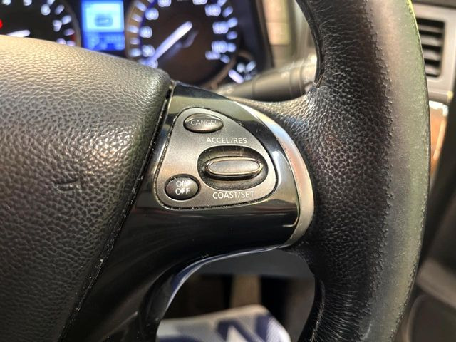 �y�N���[�Y�R���g���[���z�������H�����N���N���s�B�A�N�Z���𗣂��Ă���葬�x�ő��s���ł��A�������^�]���̕��S���y��!�����E�������ȒP�ȃX�C�b�`����Œ����ł��܂��B