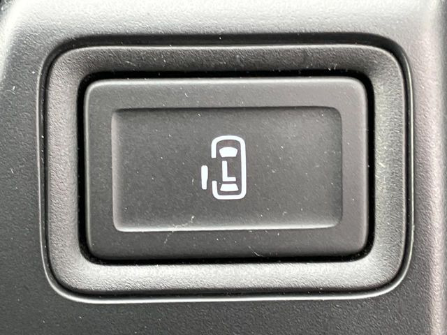 �y�p���[�X���C�h�h�A�z�X�}�[�g�L�[��^�]�Ȃ̃X�C�b�`�ŃX���C�h�h�A�̊J���\���d��������͂����ăh�A���J����K�v�������A���������q�l�ł��A�d���ו��������Ă��鎞�����N�ɊJ���߂ł��܂���