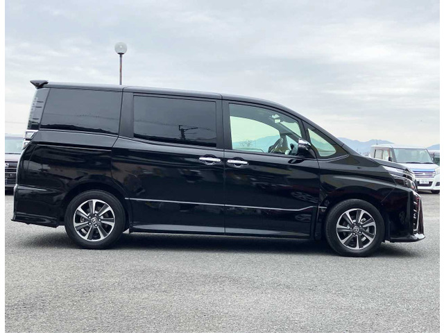 ヴォクシー2.0 ZS 煌