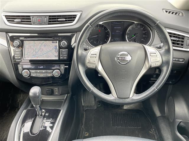 エクストレイル2.0 20X ブラックエクストリーマーX エマージェンシーブレーキパッケージ 4WD