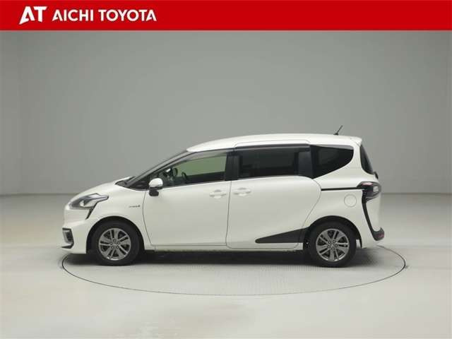 シエンタハイブリッド 1.5 G クエロ