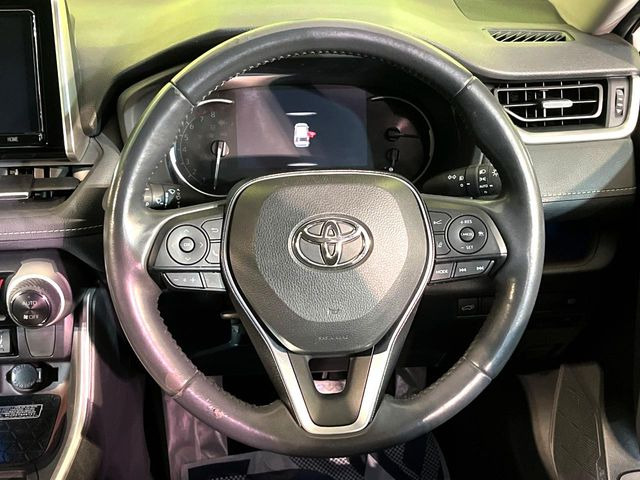 �y�����v�����X�e�A�����O�z�㎿�Ȋv���g�p���邱�ƂŁA��ɂ����������݂ƂĂ��^�]���₷���n���h���ł���