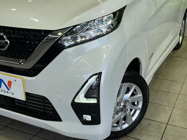 �yLED�w�b�h���C�g�z���V����ԑ��s�����ǍD�Ȏ��E���m�ۂ����S���ĉ^�]�ł��鍂�P�xLED�w�b�h���C�g�𑕔�!�_�����x�������A����d�͂��}�����Ă��܂��B