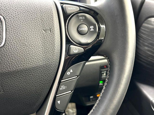 �y�A�_�v�e�B�u�N���[�Y�R���g���[���z�������H�ł̒��������s���y��!!�����ő��x��ۂN���[�Y�R���g���[�����A�Փˌy���V�X�e���ƘA�g���A�O���̎ԗ������m���ĎԊԂ�ۂ悤�ɑ��x���߂��Ă���܂�!!