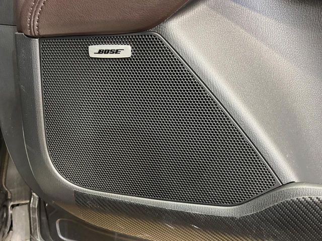 �yBOSE�T�E���h�V�X�e���z���[�J�[�I�v�V�����̍��i�ʃT�E���h�V�X�e���𓋍ځB��p�̃`���[�j���O���{���ꂽ�召�l�X�ȃX�s�[�J�[����ǎ��ȃT�E���h���t�ł��A�Տꊴ���ӂ�鉹����Ԃ����o���܂��B