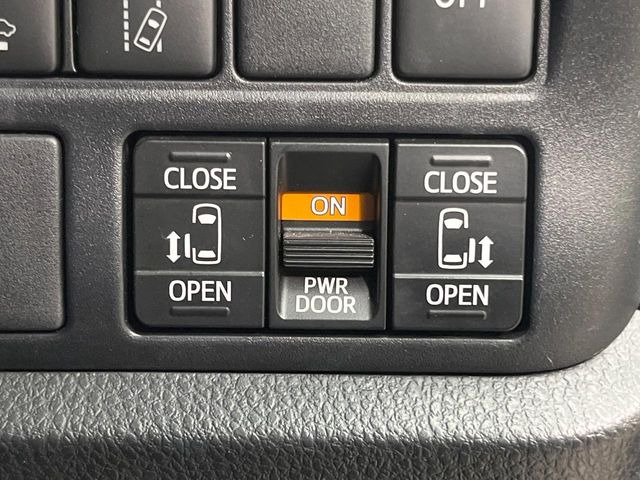 ヴォクシー1.8 ハイブリッド ZS 煌II