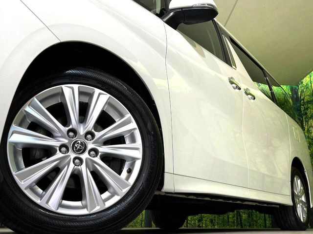 �y����18�C���`�A���~�z�C�[���z�O�ςɃ}�b�`���������A���~�z�C�[���𑕒����Ă���܂��B�e��ЊO�A���~�z�C�[����A�X�^�b�h���X�^�C�����戵�����Ă���܂��B���񂲑��k����������