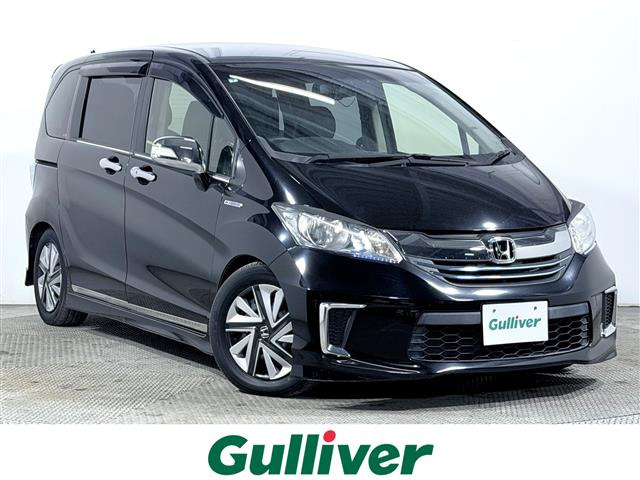 フリードハイブリッド1.5 プレミアムエディション