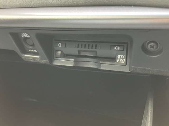 クラウンハイブリッド 2.5 RS Four 4WD