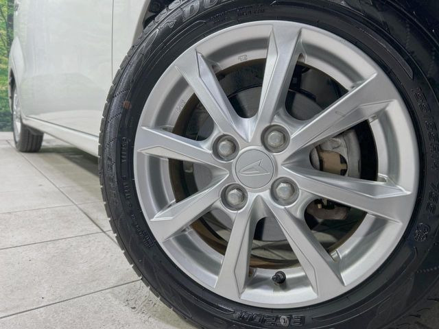 �y����14�C���`�A���~�z�C�[���z�O�ςɃ}�b�`���������A���~�z�C�[���𑕒����Ă���܂��B�e��ЊO�A���~�z�C�[����A�X�^�b�h���X�^�C�����戵�����Ă���܂��B���񂲑��k����������