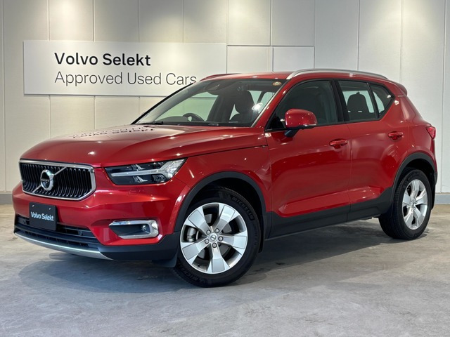 XC40B4 モメンタム